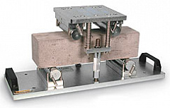 Приспособление C106 для испытаний бетонных балочек на изгиб